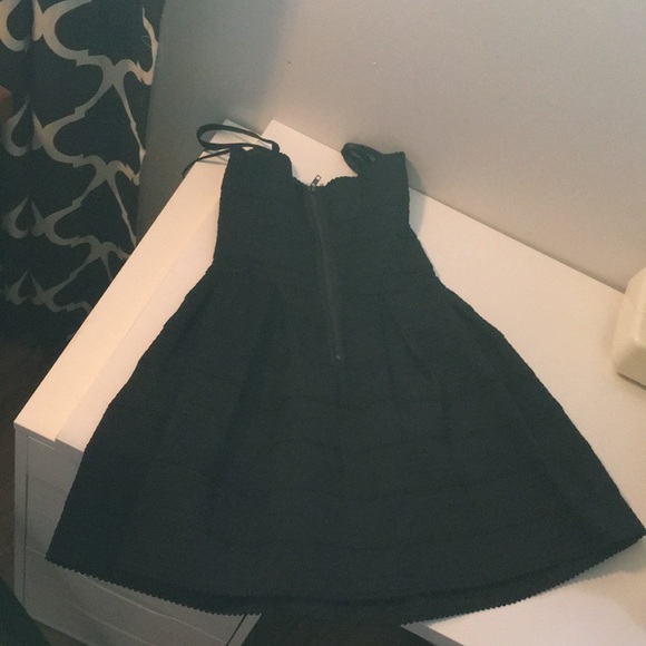 3/$20 Honey Punch Black Dress S - Picture 4 of 6